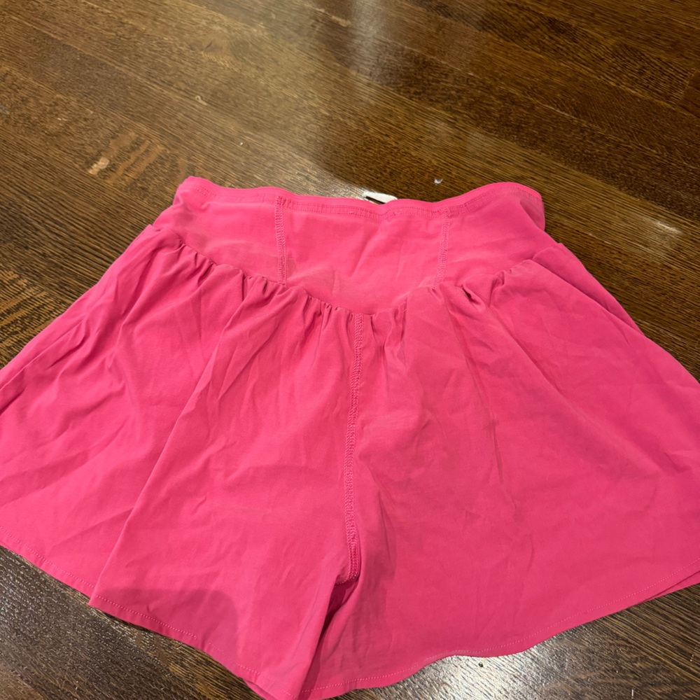Pink athletic skirt - Picture 2 of 3